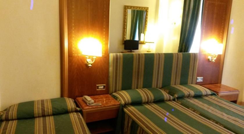 Raeli Archimede Hotel