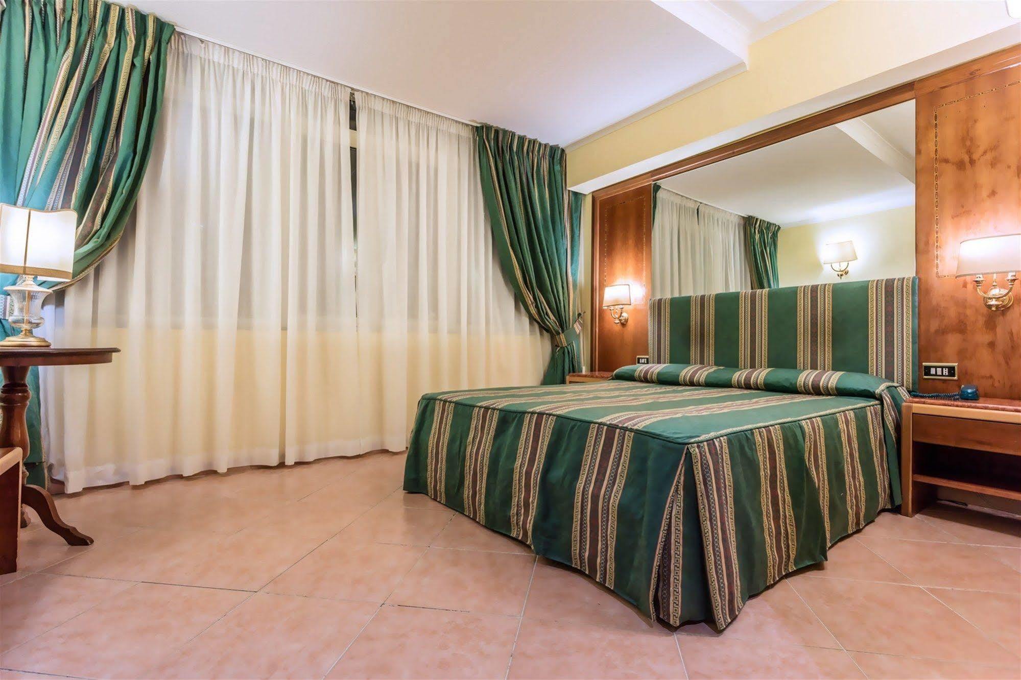 Raeli Archimede Roma